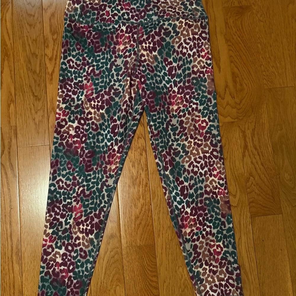 GAP Multicolor Leopard Print Leggings:
